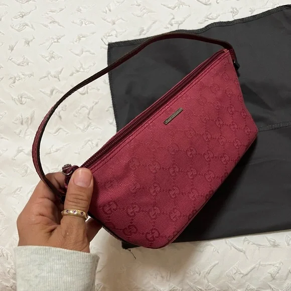 Vintage Gucci purse - Picture 13 of 13